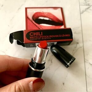 MAC Macximal Matte Mini Lipstick 602 CHILI 0.05 oz
